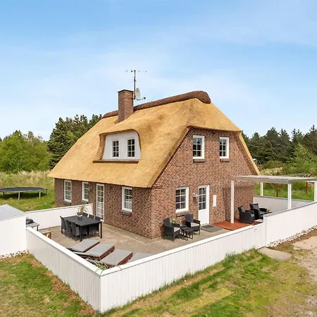 Holiday Kitan - 1-7km From The Sea In Western Jutland By Interhome בית נופש בלבאנד