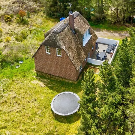 Holiday Kitan - 1-7km From The Sea In Western Jutland By Interhome